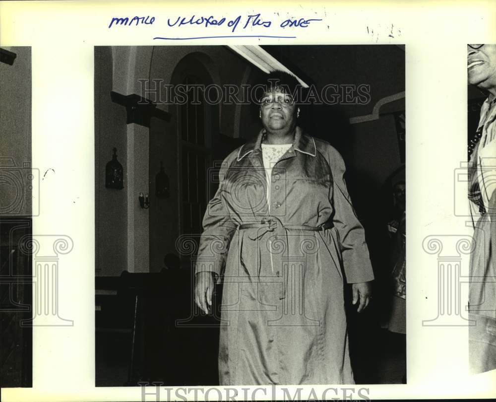 1987 Carol White attending mass at St. Peters Home, Texas-Historic Images