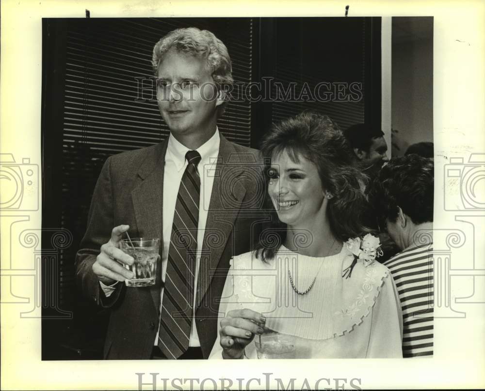 1985 Bill Gregory and Marianne Seal at Kelly Bank Open House, Texas-Historic Images