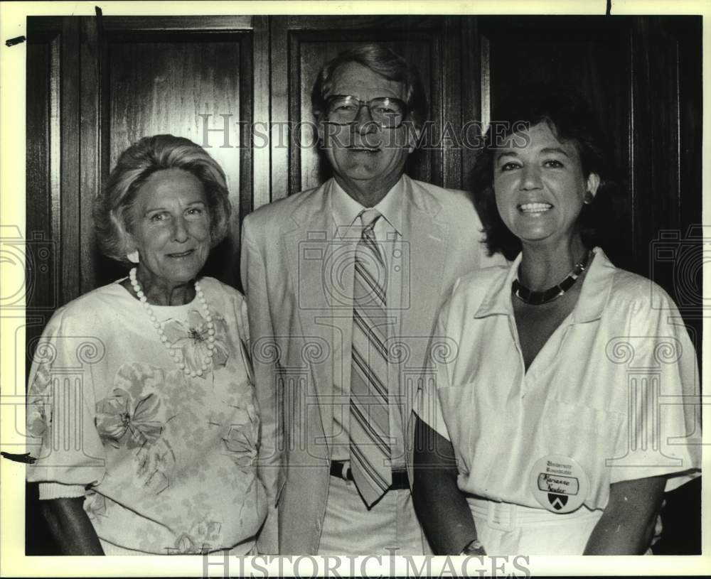 1988 University Roundtable Reception and Dinner guests, Texas-Historic Images