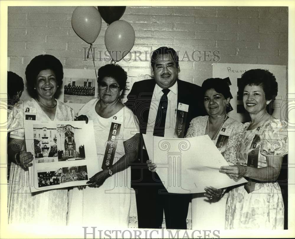 1988 Sidney Lanier High School Class of 1948 Reunion, Texas-Historic Images