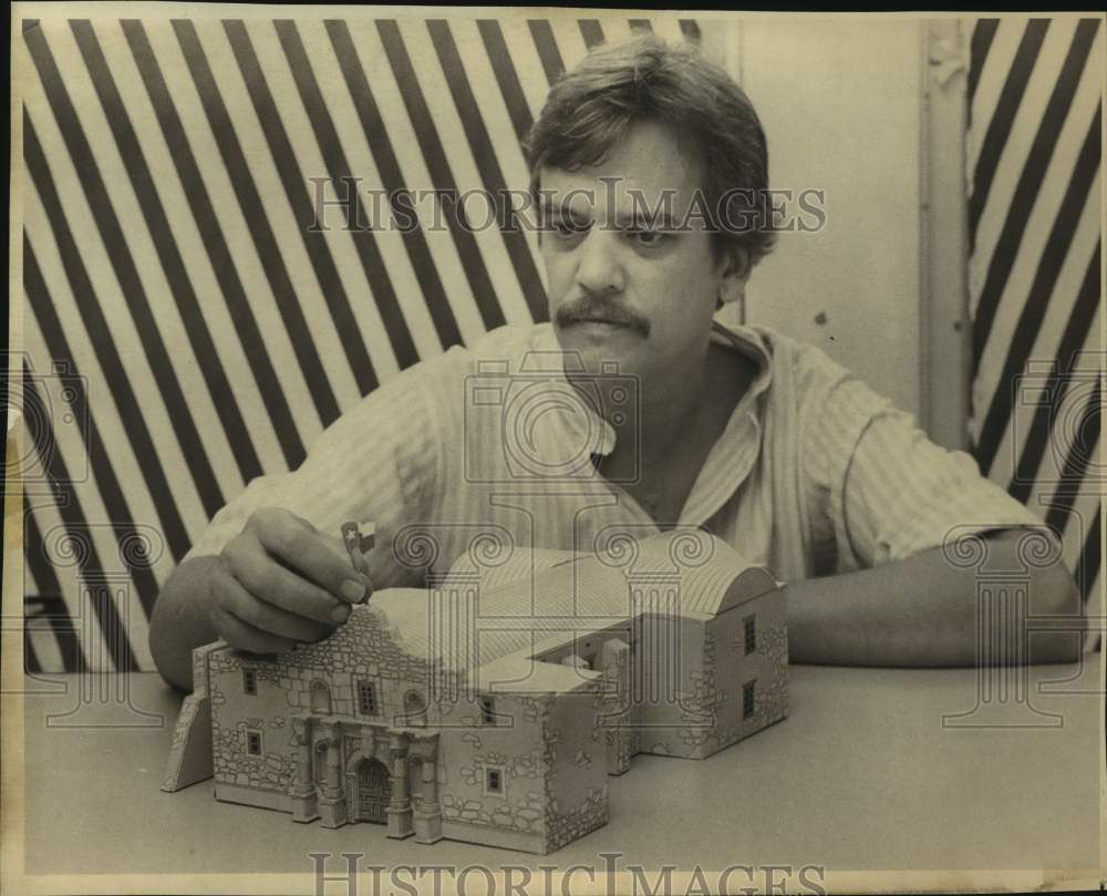 1982  Author Mark Weakley with model of the Alamo, Texas-Historic Images