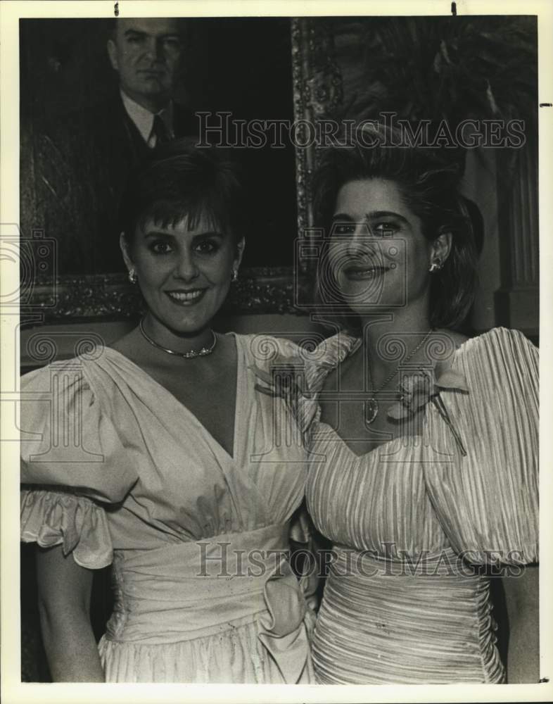 1988 Tea honoring debutante Alicia Parker, Texas-Historic Images