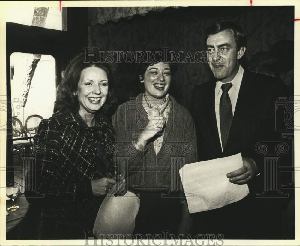 1980 Neal Krause with Nancy Scott Jones and Don Krause, Texas-Historic Images
