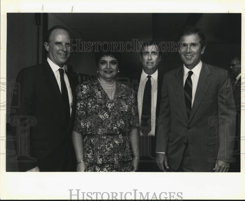 1992 Diez y Seis de Septiembre Luncheon guests, Texas-Historic Images