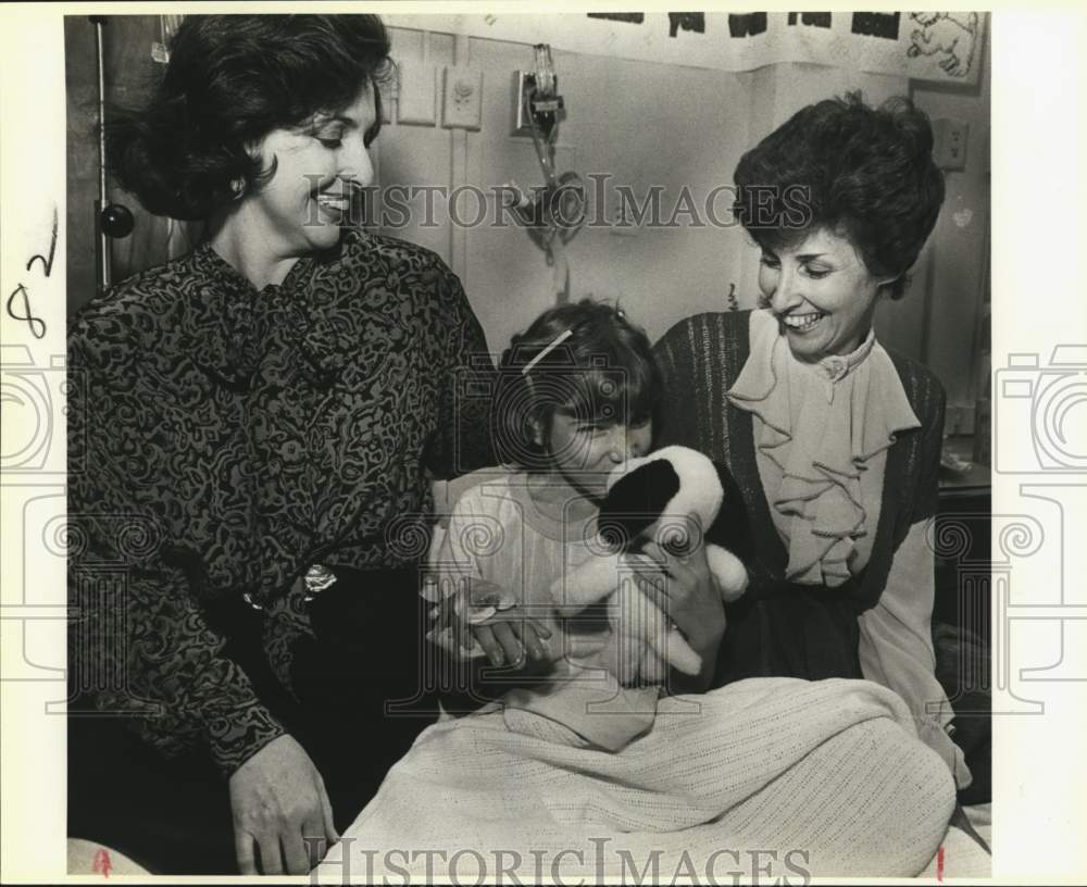 1987 Cystic Fibrosis Poster Child Tabitha Kellar at Ft. Sam. Texas-Historic Images