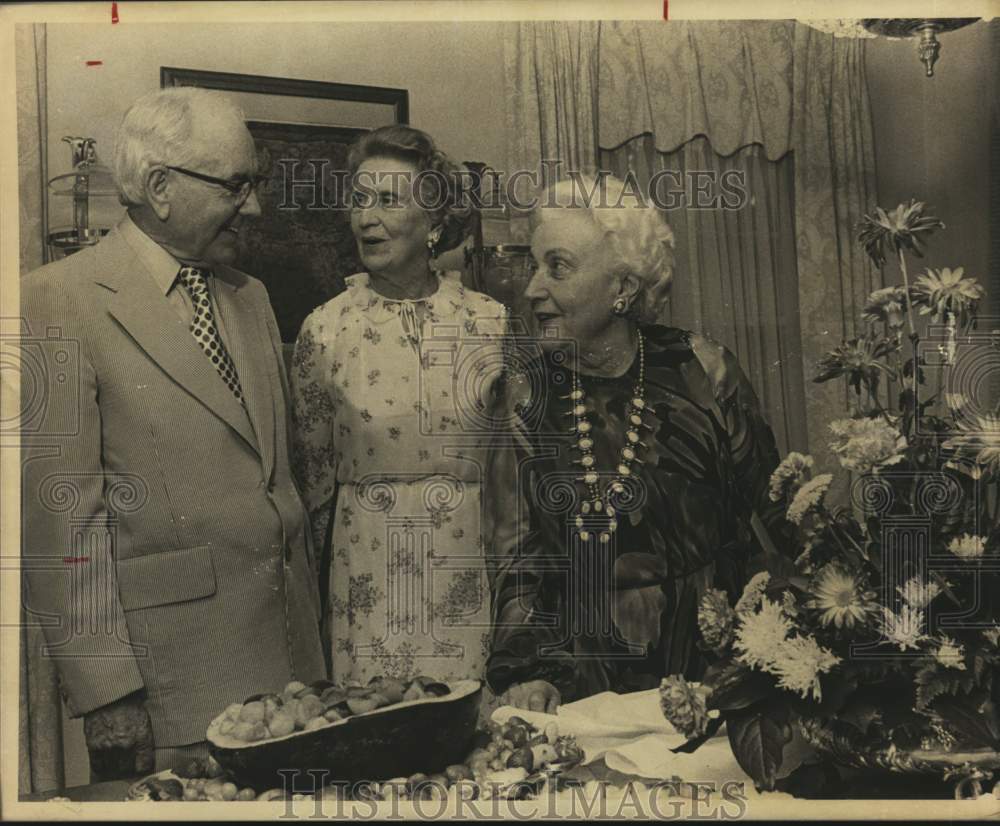 1978 Everett Jones and guests at Mrs. Gilard Kargl party, Texas-Historic Images