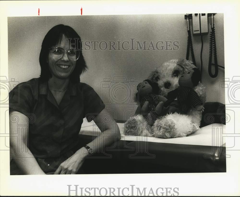 1989 Dr. Nancy Kellogg, Brady Clinic, Texas-Historic Images