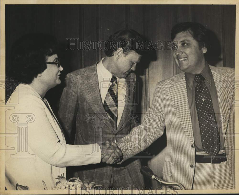 1975 Mayor Pro-tem Lila Cockrell greets Richard Teniente, Texas-Historic Images