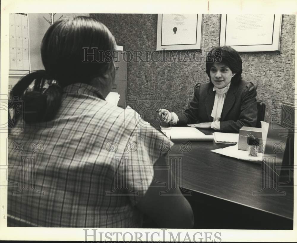 1982 Sheryl Teneyuca, Legal Aid Attorney, with client, Texas-Historic Images