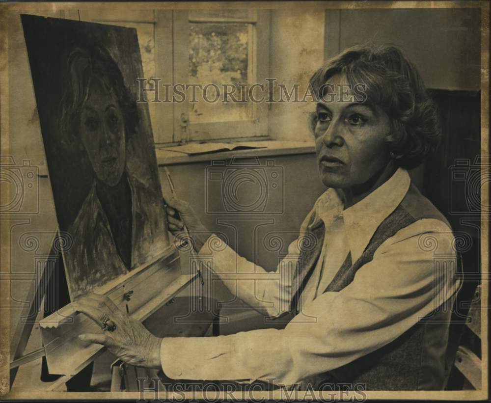 1979 Eva Templeton with her self portrait, Texas-Historic Images