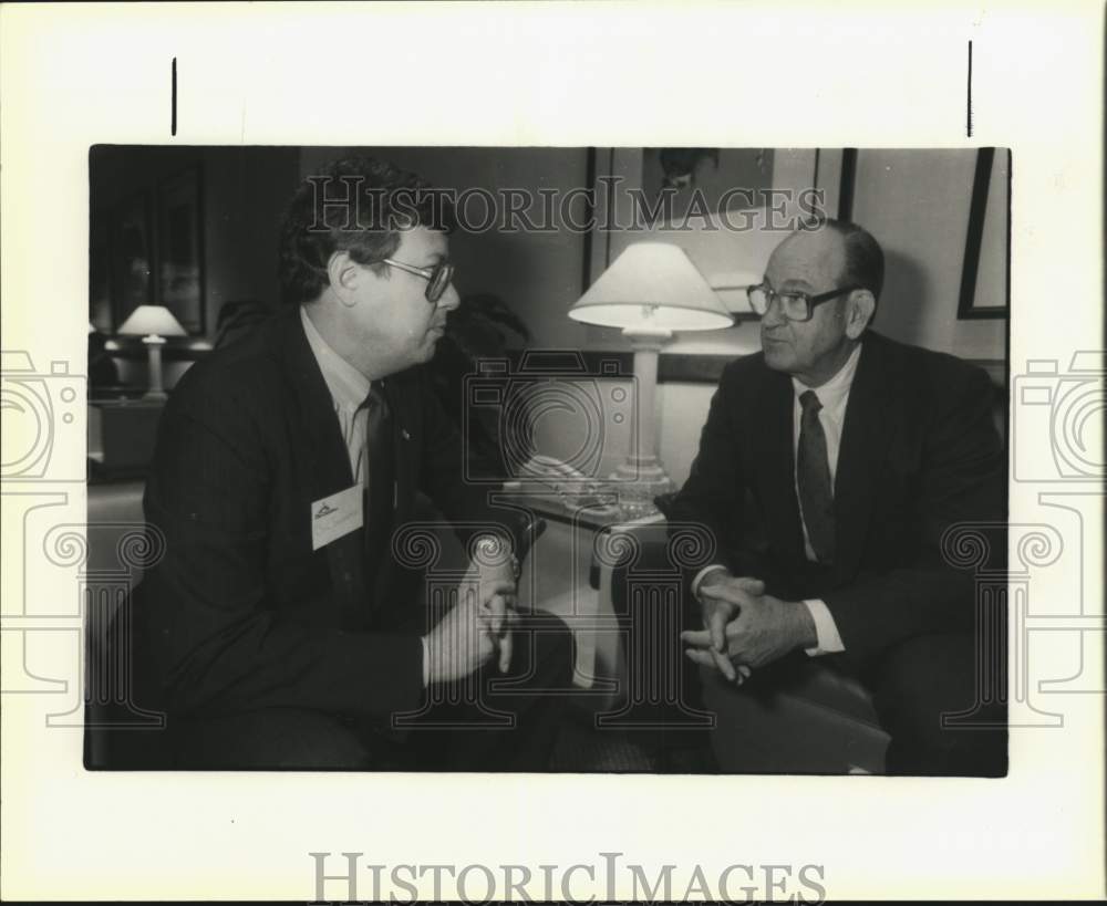 1989 Economic Outlook Conference attendees, Texas-Historic Images