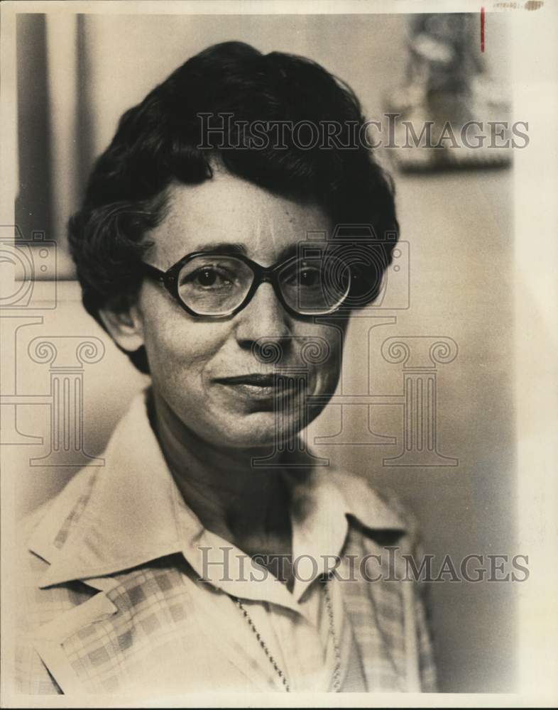 1975 Portrait of Marjory Harris, of Pendleton Shop-Historic Images