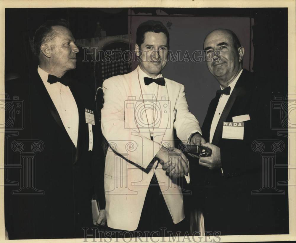 1966 Curtis C. Gunn of San Antonio receiving award-Historic Images