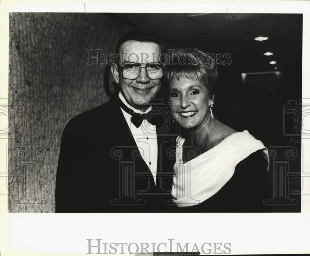 1991 E. W. "Bud" and Janice Wendell at Youth Literacy event, Texas-Historic Images