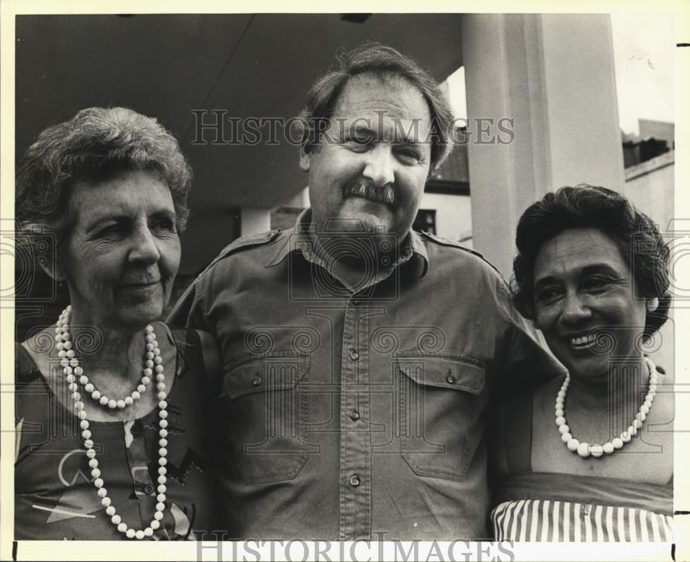 1987 Irish Festival guests at St. Mary&#39;s Catholic Church, Texas-Historic Images
