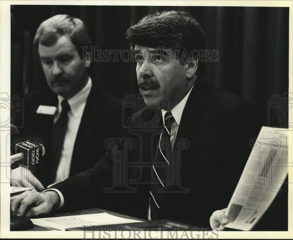 1984 Don Williams of Chamber of Commerce speaking on WOAI, Texas-Historic Images