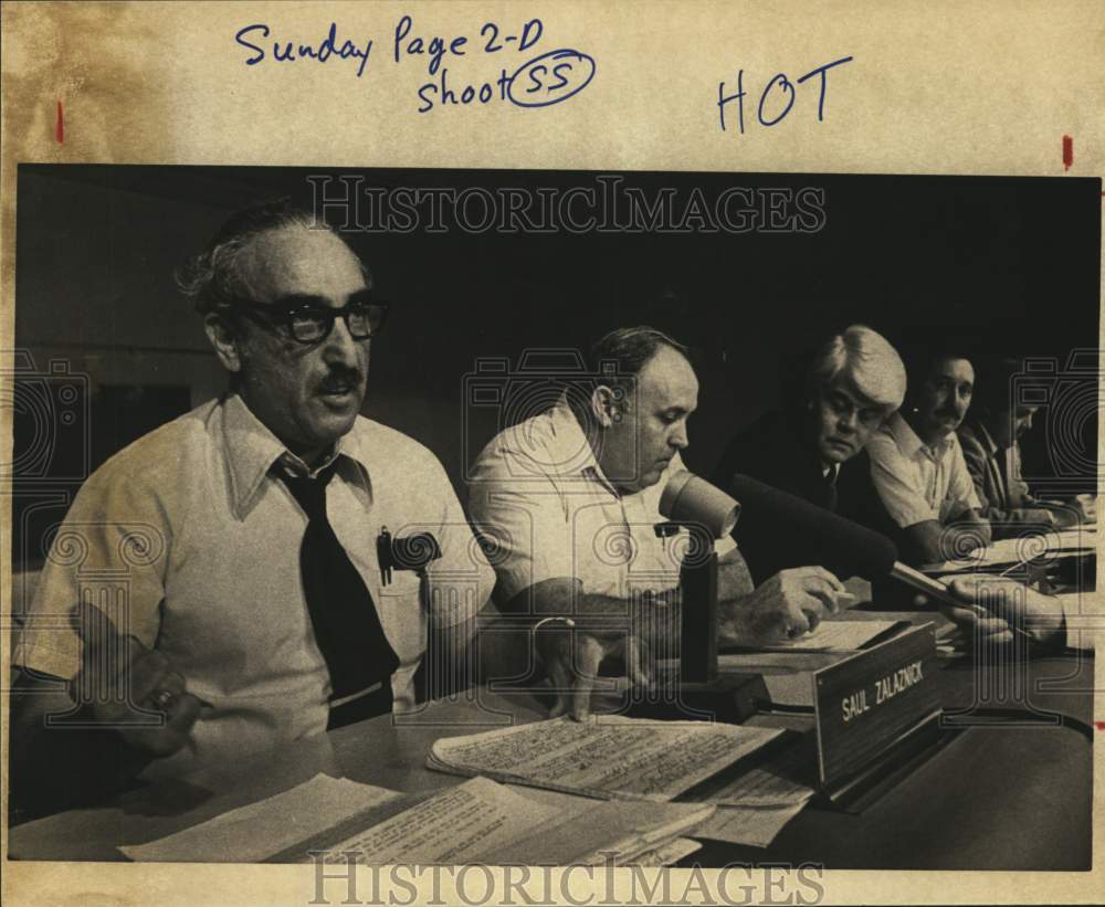 1981 Saul Zalaznick and officials at Council meeting, Texas-Historic Images