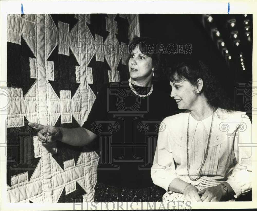 1990 Organizers Admire Quilt For Baptist Children&#39;s Home Benefit-Historic Images