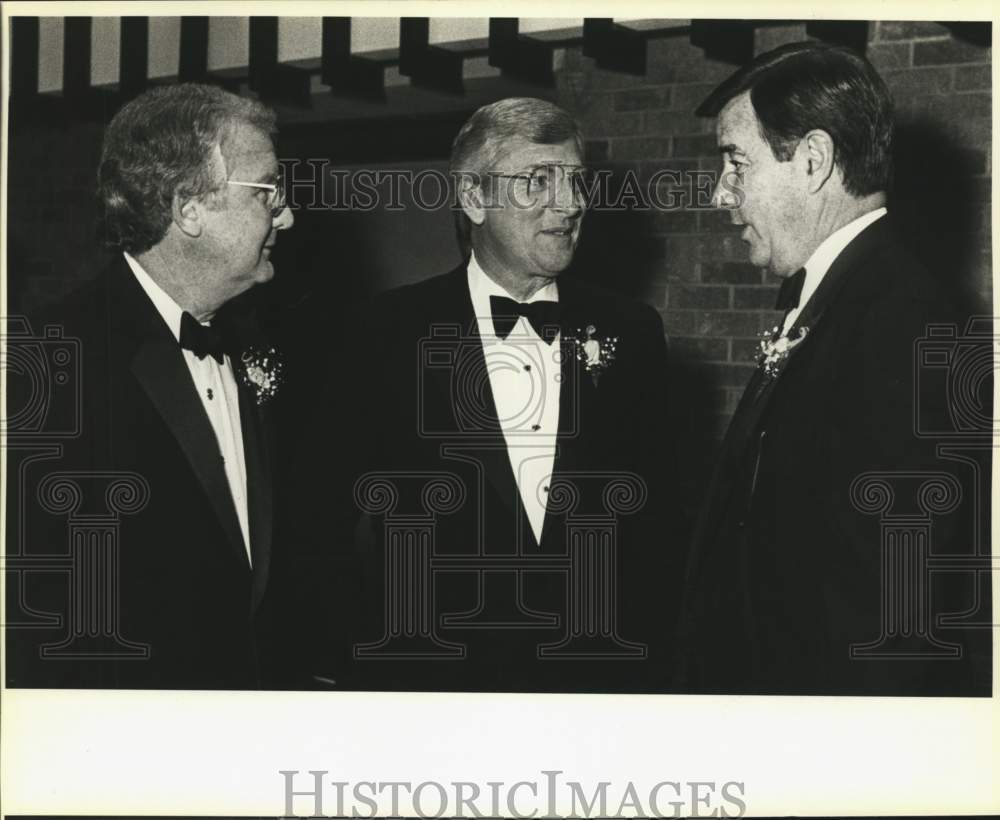 1985 Sam Bell, Governor Mark White &amp; L. Lowry Mays at reception.-Historic Images