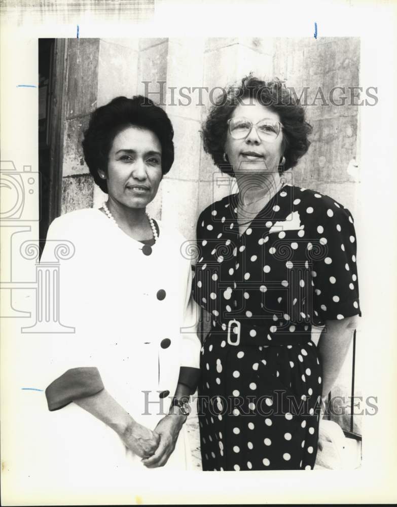 1991 Adelfa Scott And Danielle Wilson, San Fernando Cathedral-Historic Images
