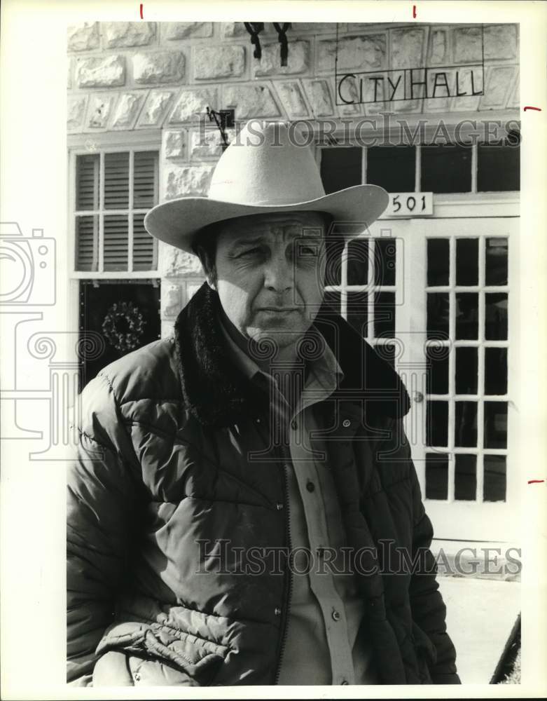 1985 Deputy Sheriff, Carson Wells-Historic Images