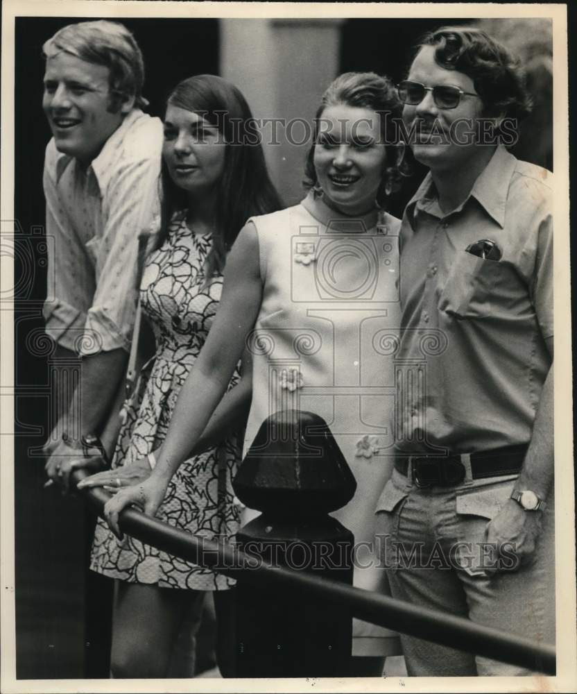 Mr. &amp; Mrs. Terry Graff, Mrs. &amp; Mr. David Hahn, Casa Rio Area Society-Historic Images