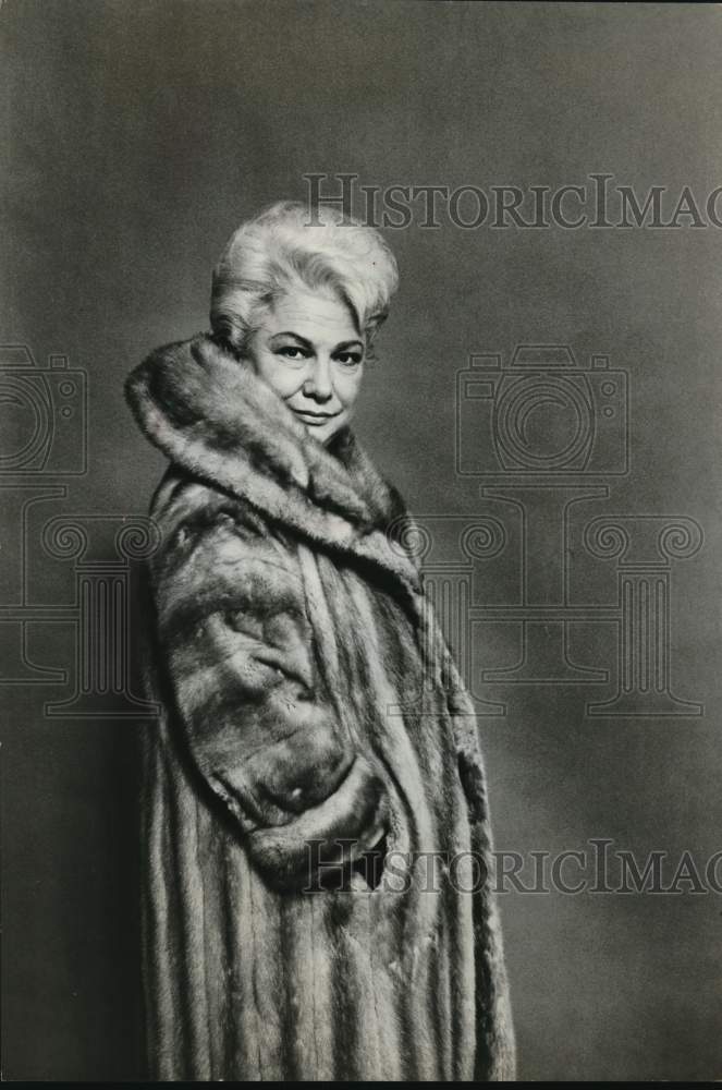 1970 Liz Carpenter In Fur Coat-Historic Images
