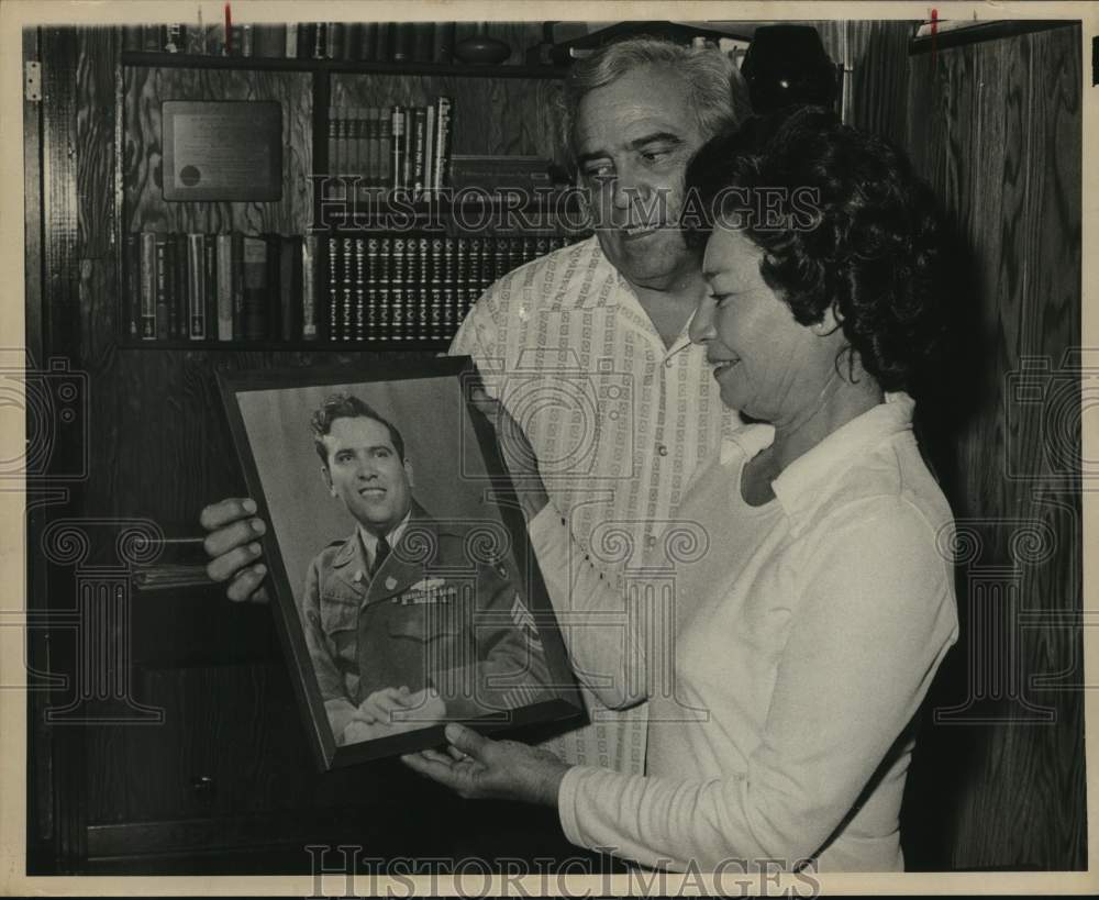 1975 Henry &quot;Fox&quot; Munoz With Picture Of Self When In Armed Services-Historic Images