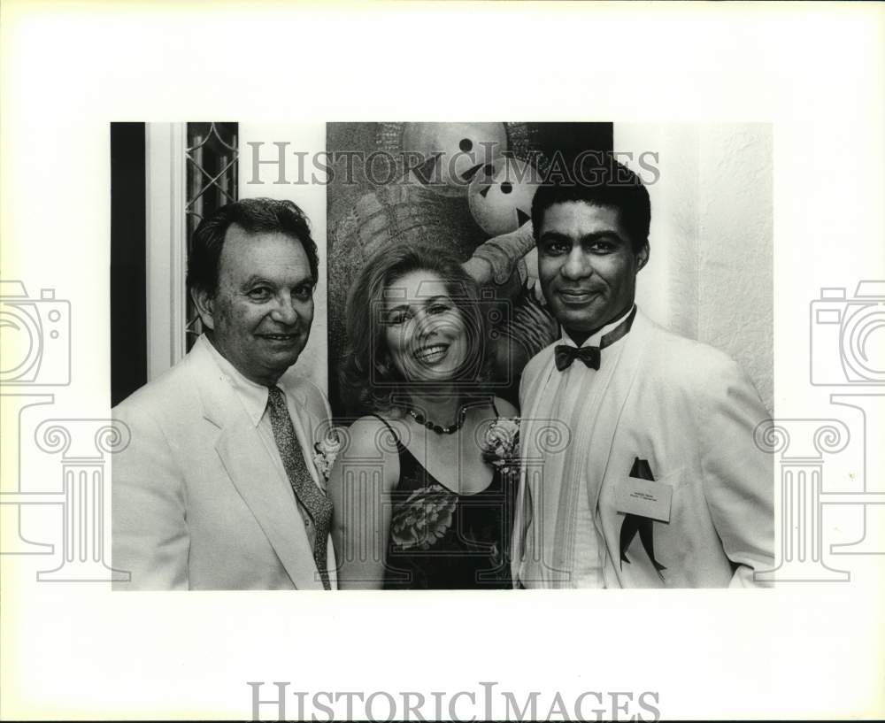 1987 Frank & Magdalena Valdez Host Painter Candido Veras At Home-Historic Images