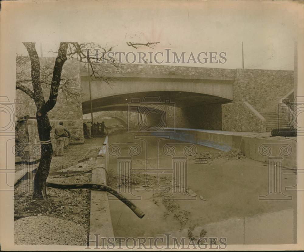 1968 New Bridge Over South Alamo Street, San Antonio-Historic Images