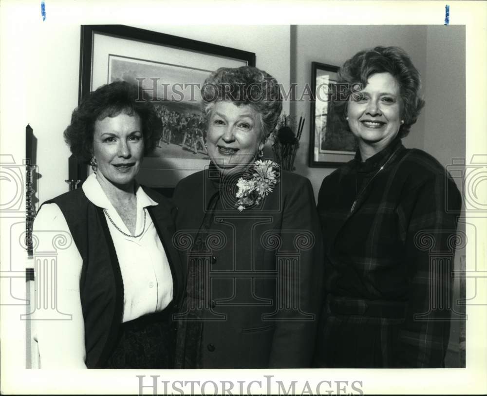 1991 Women&#39;s Club Coffee welcomes Fifth Army Commander, Texas-Historic Images