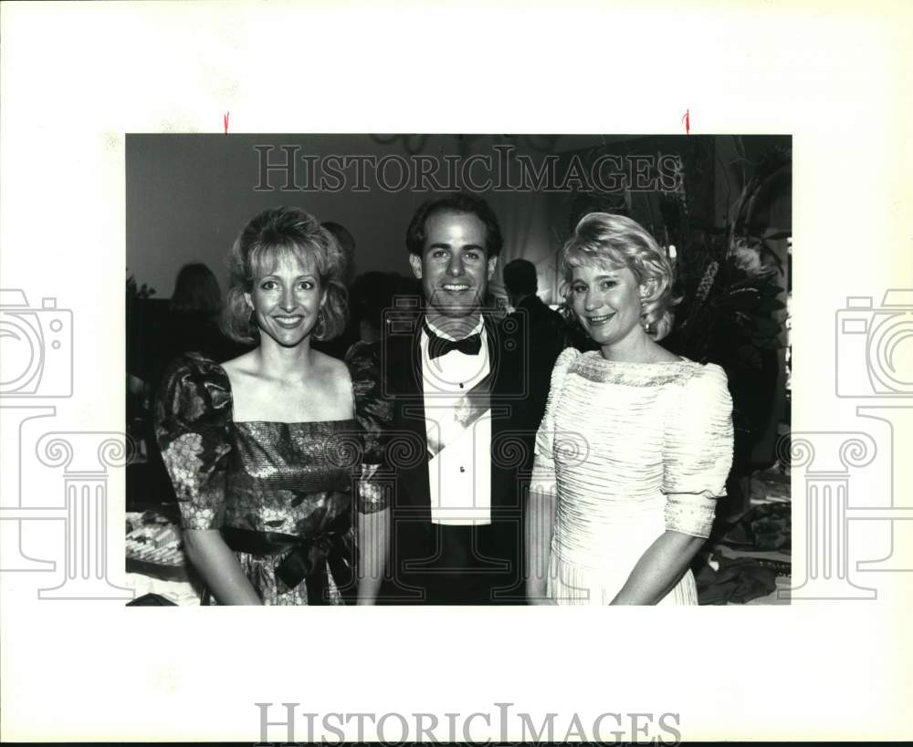 1994 Attendees At Order Of The Alamo Pre-Parade Party, Menger Hotel-Historic Images