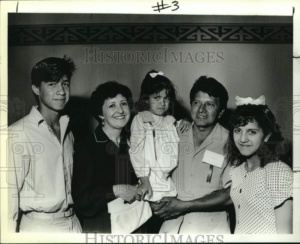 1989 German Valle family named San Antonio &#39;Family of the Year&#39;-Historic Images