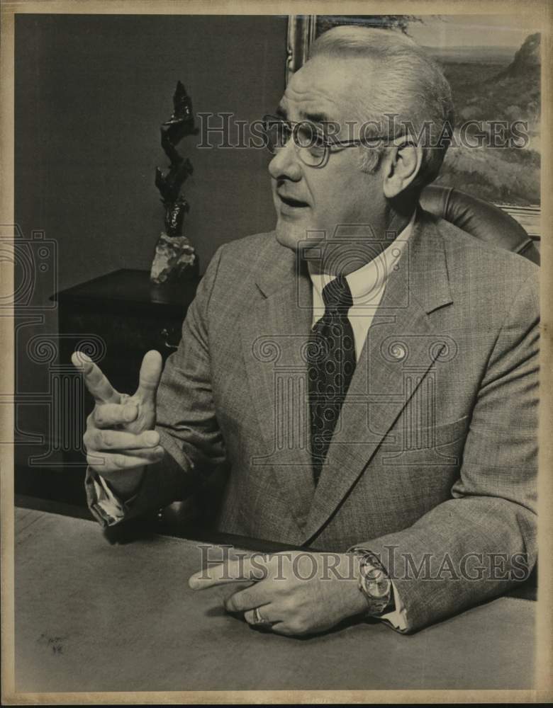 1979 C. Linden Sledge interviewed.-Historic Images