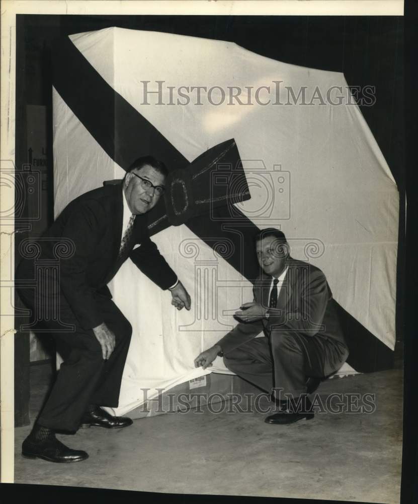 1959 right, E.H. &quot;Colton&quot; Jarosqewski &amp; Irving Wayne at Home Show-Historic Images