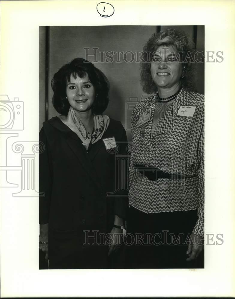 1987 Hilda Valadez and Phyllis Mulder attend Bexar "Bench Brunch."-Historic Images