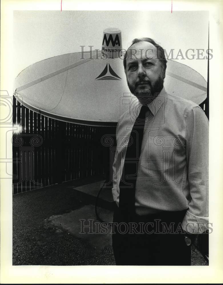 1988 Joe N. Gwathmey, general manager of KPAC-FM Radio, San Antonio-Historic Images