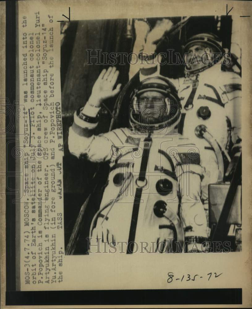 1974 Soyuz-14 Russian cosmonauts P. Popovich and Yuri Artyukhin.-Historic Images