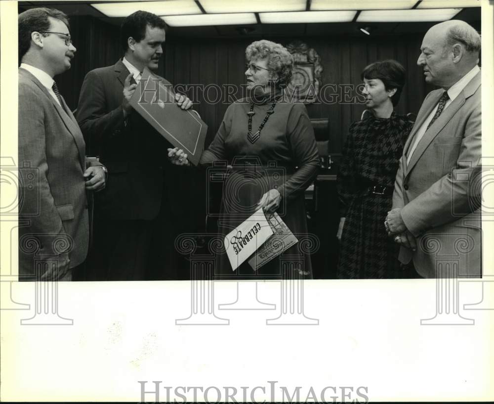 1988 Marsha Harlow with Celebration '88 principals-Historic Images