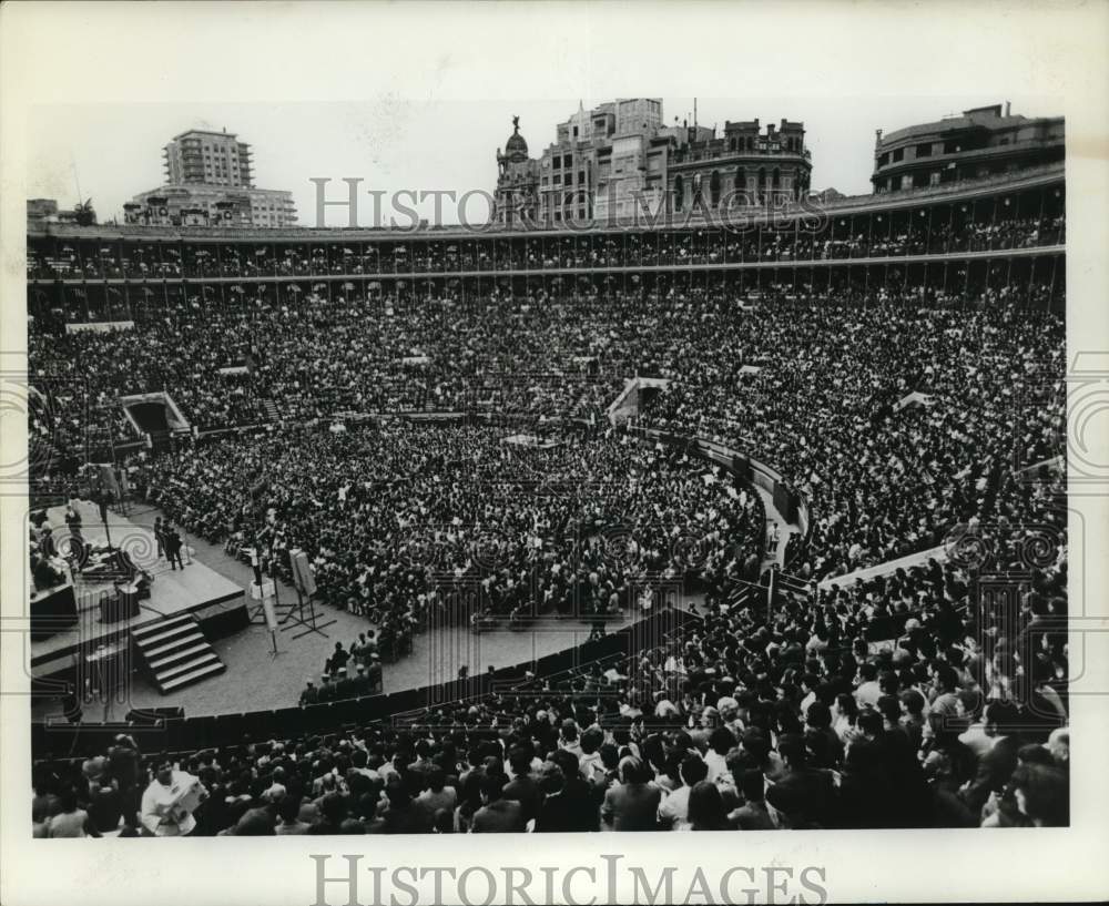 Crowd listening to musical concert in the bullring, Valencia, Spain-Historic Images