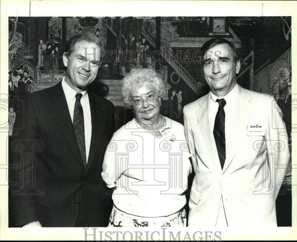1990 Luncheon honoring descendant of founder of Alamo National Bank-Historic Images
