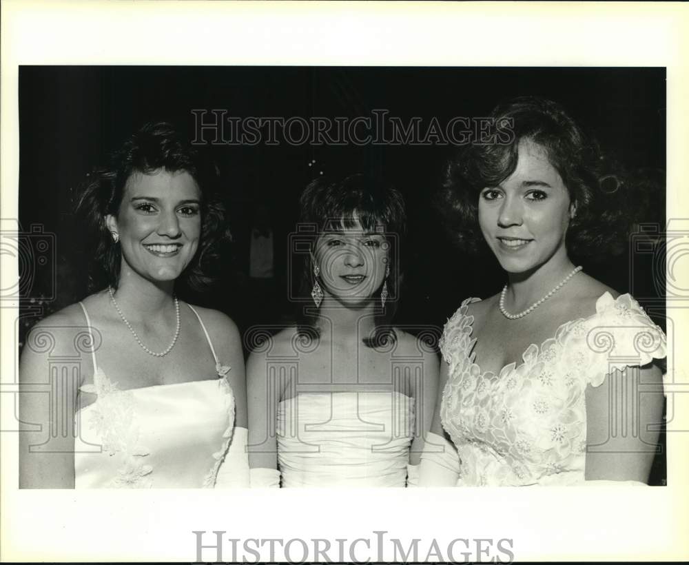 1986 Debutantes at Opening of German in Villita Assembly Hall-Historic Images