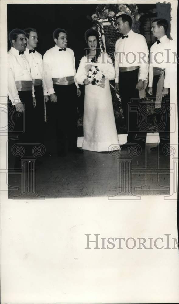 Ann Tobin poses with Candlelight Ball guests.-Historic Images