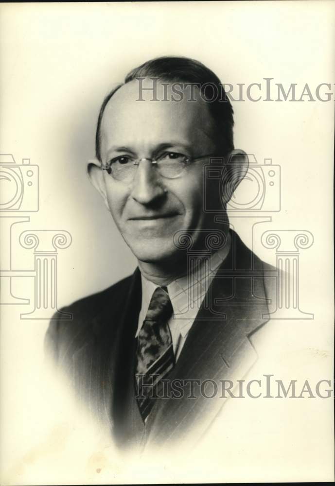 W.P. Thomasson, salesman for Stuart Rogers-Historic Images