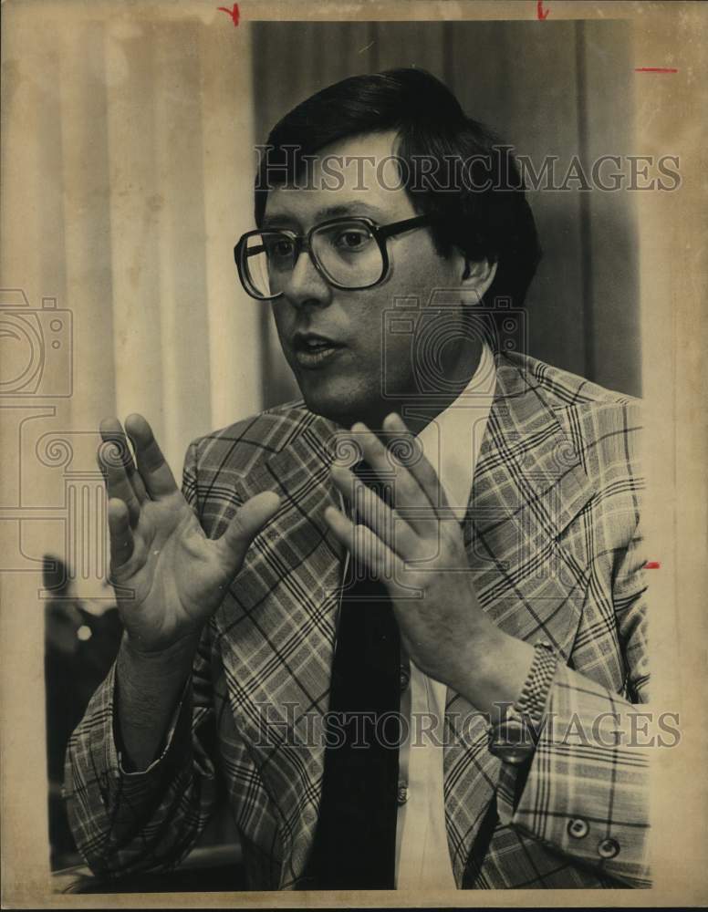 1981 Dr. William Thornton, Physician-Historic Images