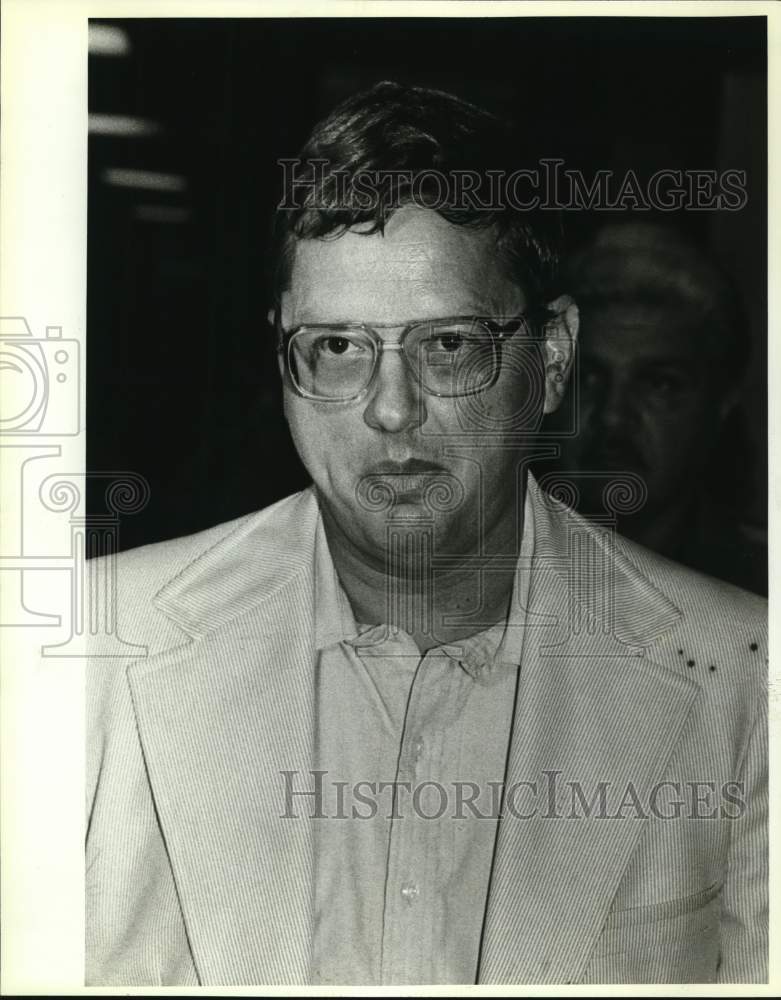 1989 Rite-to-life lawyer John Haring jailed for contempt of court.-Historic Images