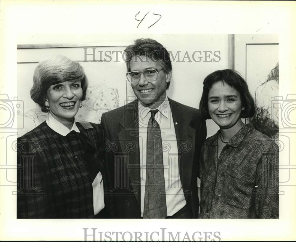 1987 Barbara Pitman, Ed Flume and Genevieve Kerr, Texas-Historic Images