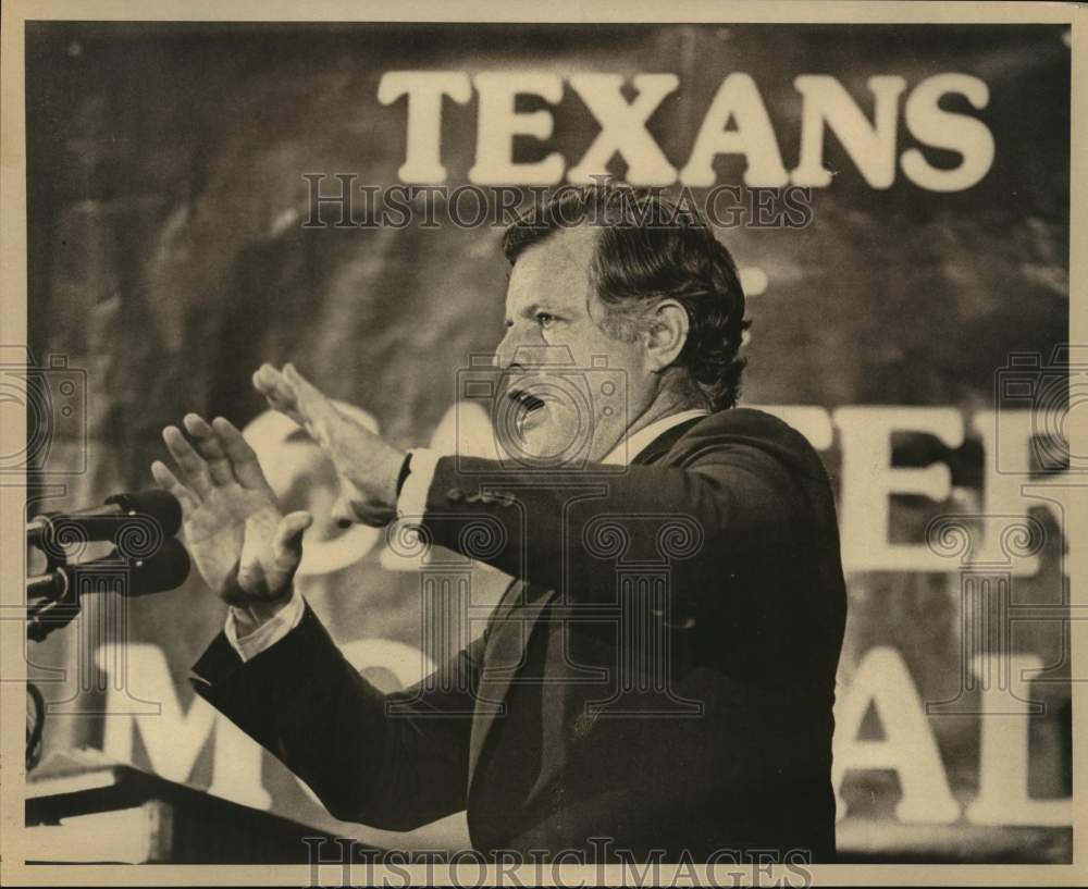 1980 Senator Edward Kennedy addressing a gathering in San Antonio-Historic Images