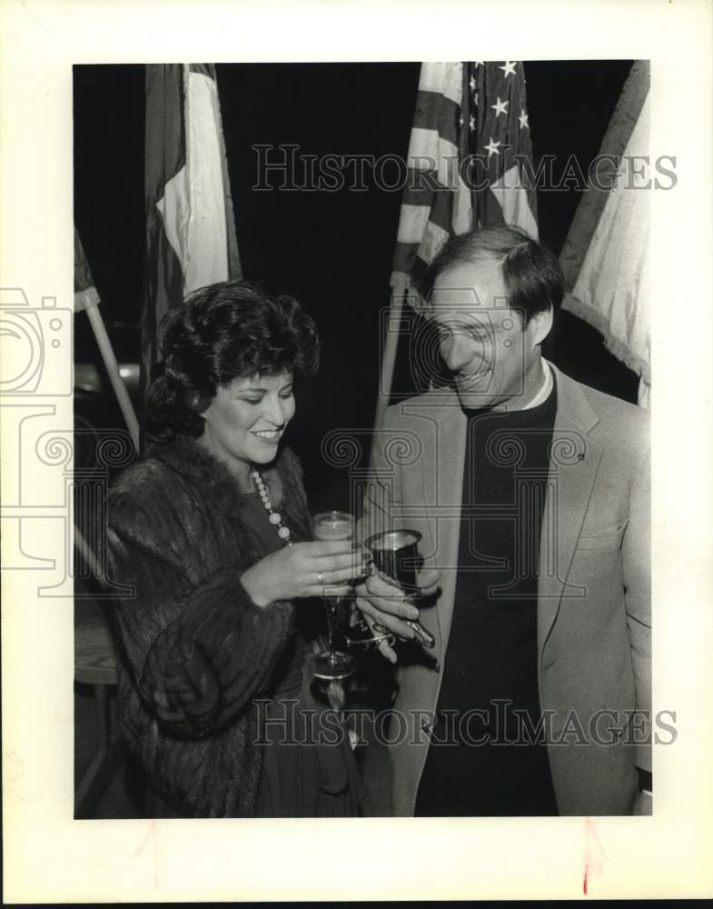 1985 Cynthia Roundtree & Eugene Jopling at Battle of Alamo Event-Historic Images
