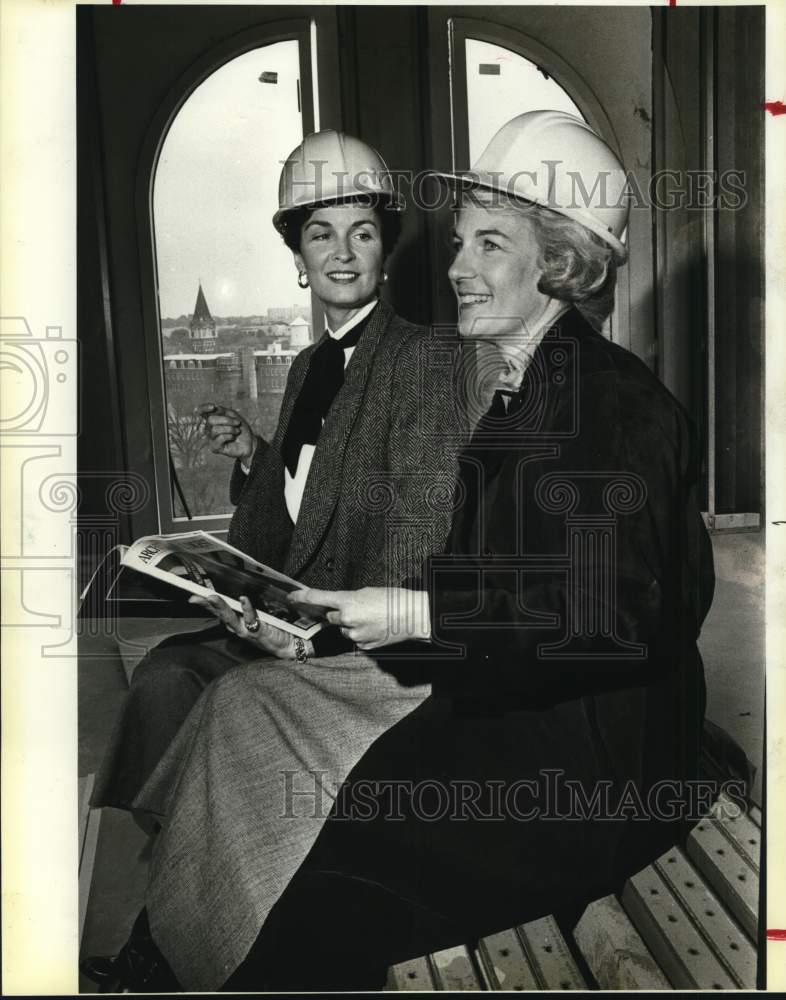 1984 Carolyn Huff &amp; Elaine Spence, Designers Show Case &#39;84 Chairmen-Historic Images